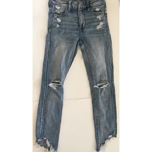 American eagle cropped jeans